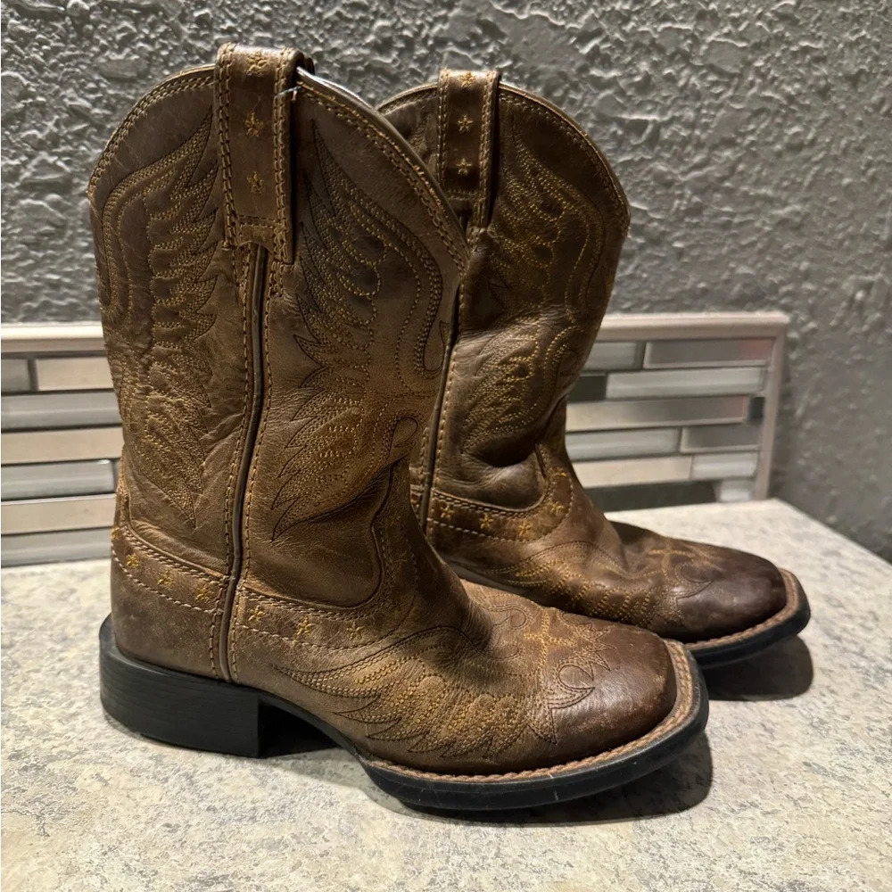 Ariat Youth 4LR Western Cowboy Boots Size 10